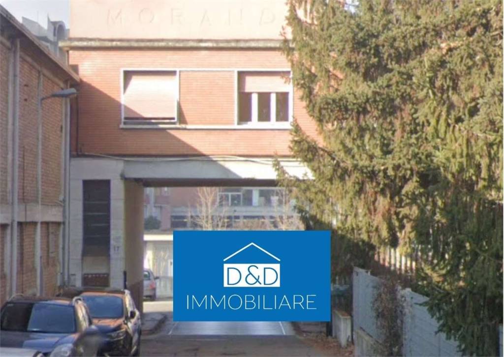 locale commerciale in vendita ad Asti