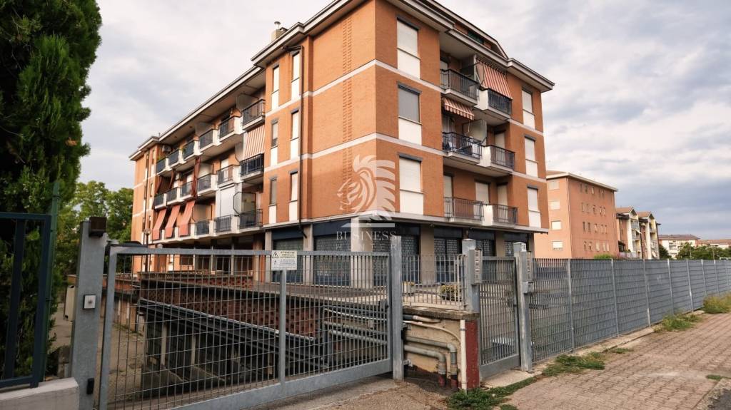appartamento in vendita ad Asti in zona Trincere
