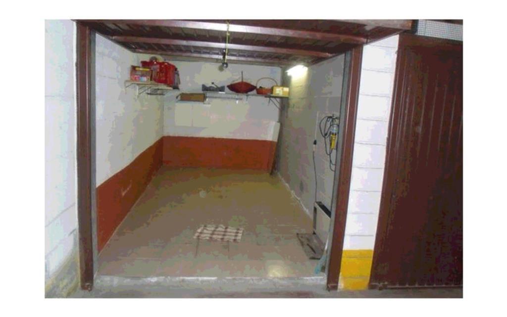 box auto in vendita ad Asti