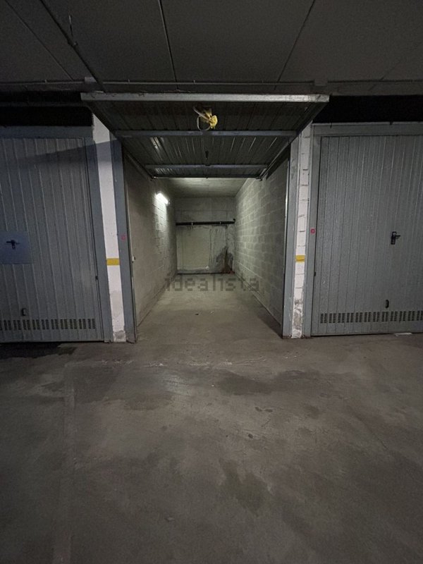 box auto in vendita ad Asti in zona Corso Dante