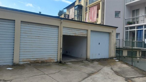 box auto in vendita ad Asti in zona Corso Dante
