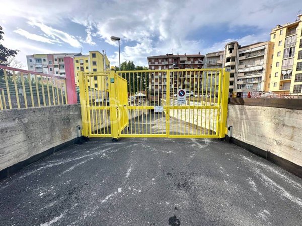 box auto in vendita ad Asti in zona Pilone