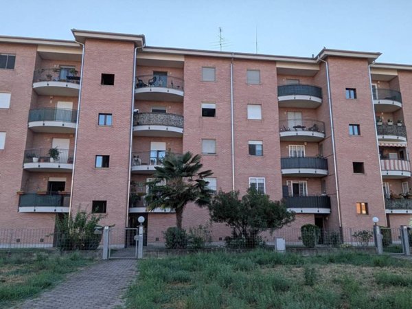 appartamento in vendita ad Asti in zona Trincere