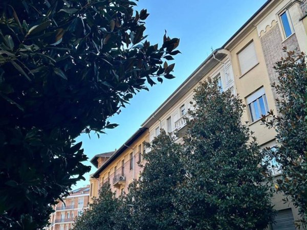 appartamento in vendita ad Asti in zona Via Pietro Micca