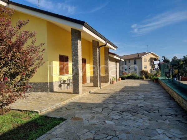 casa indipendente in vendita ad Asti