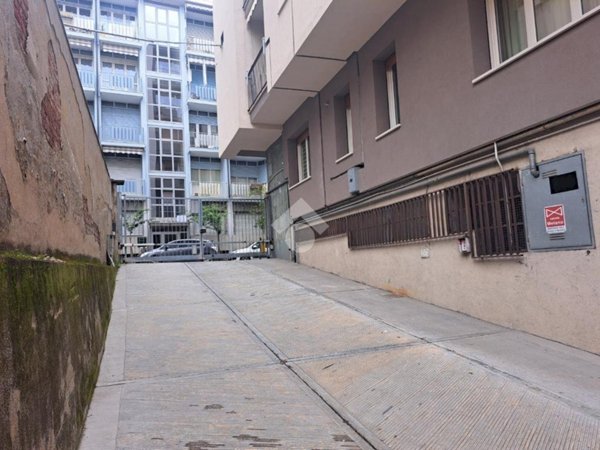 box auto in vendita ad Asti