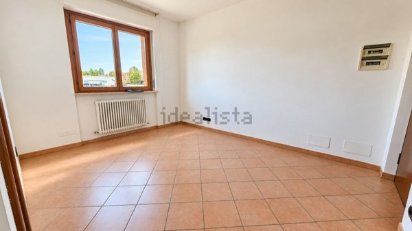 appartamento in vendita ad Asti in zona Pilone