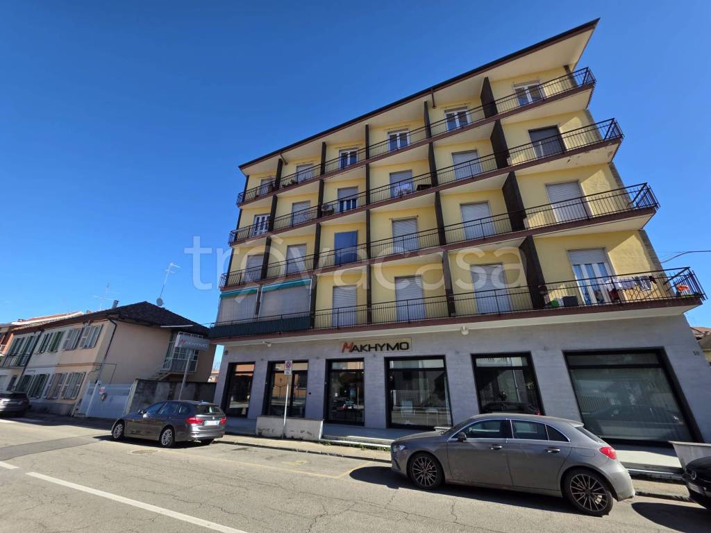 appartamento in vendita ad Asti in zona Corso Volta