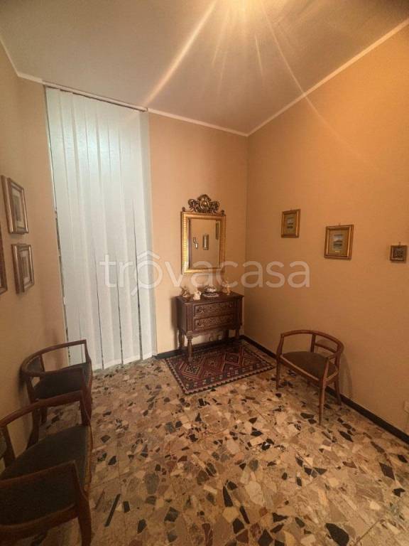 appartamento in vendita ad Asti in zona Torretta