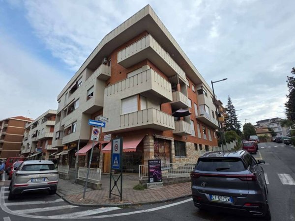 appartamento in vendita ad Asti in zona Corso Dante