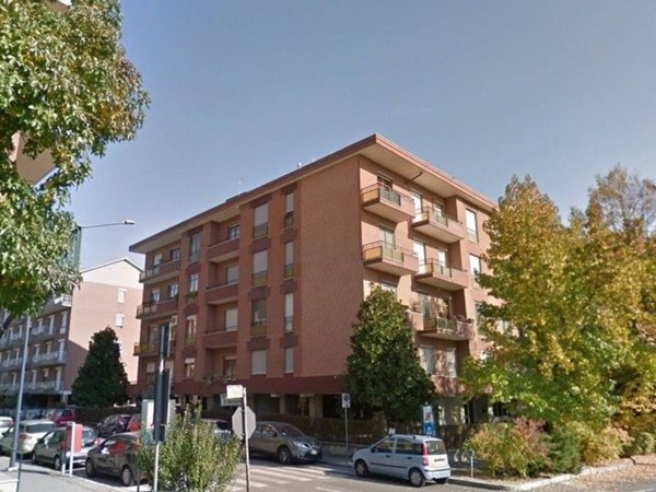 appartamento in vendita ad Asti in zona Corso Dante
