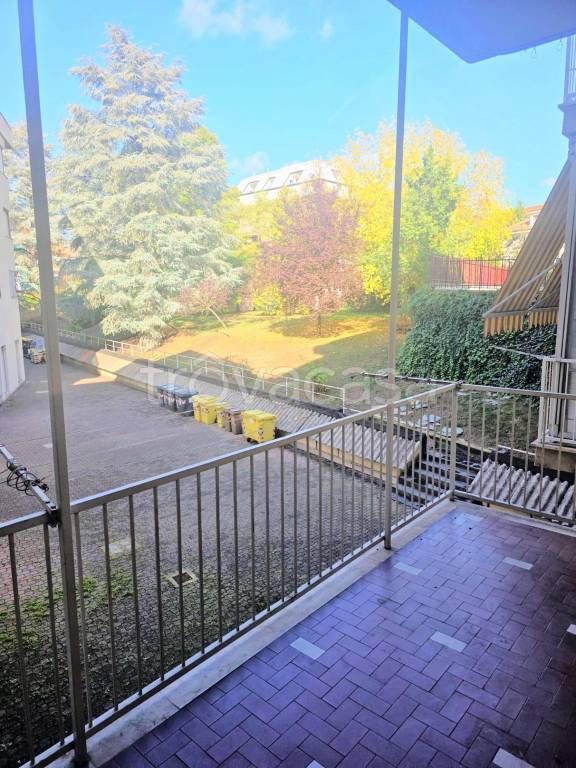 appartamento in vendita ad Asti in zona Corso Dante