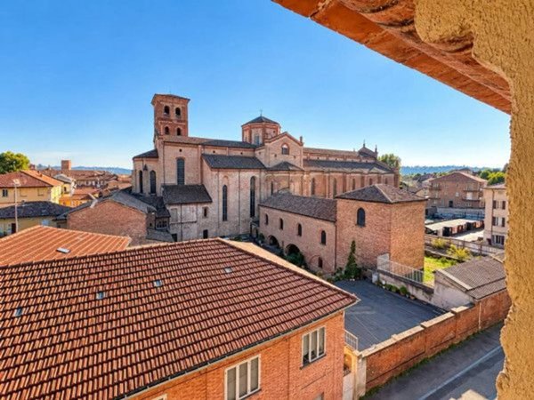 appartamento in vendita ad Asti in zona Centro Città