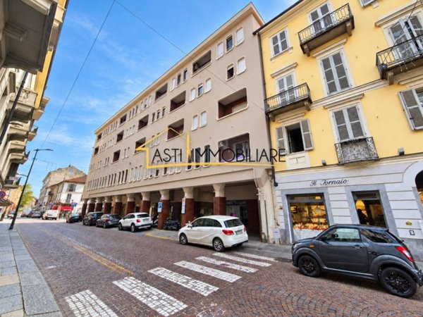 appartamento in vendita ad Asti