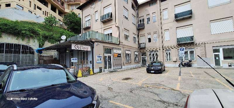 locale commerciale in vendita ad Asti in zona Via Pietro Micca