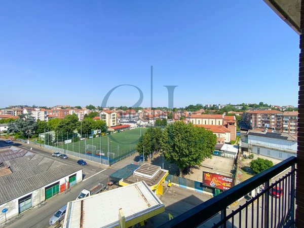 appartamento in vendita ad Asti in zona Pilone