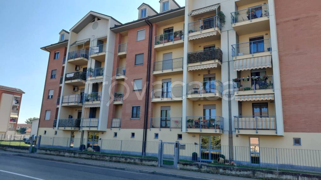 appartamento in vendita ad Asti in zona Trincere