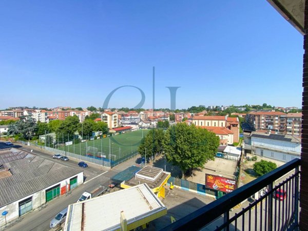 casa indipendente in vendita ad Asti in zona Pilone