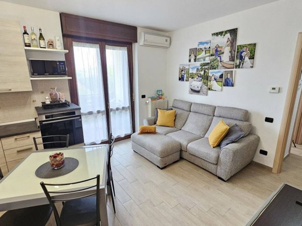 appartamento in vendita ad Asti in zona Rioscone