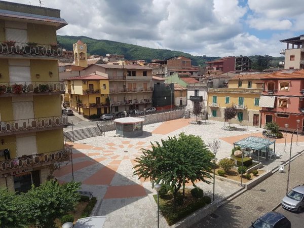 casa indipendente in vendita a Sant'Eufemia d'Aspromonte
