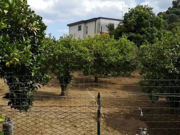 appartamento in vendita a Sant'Ilario dello Ionio in zona Quarantano/Cardesi