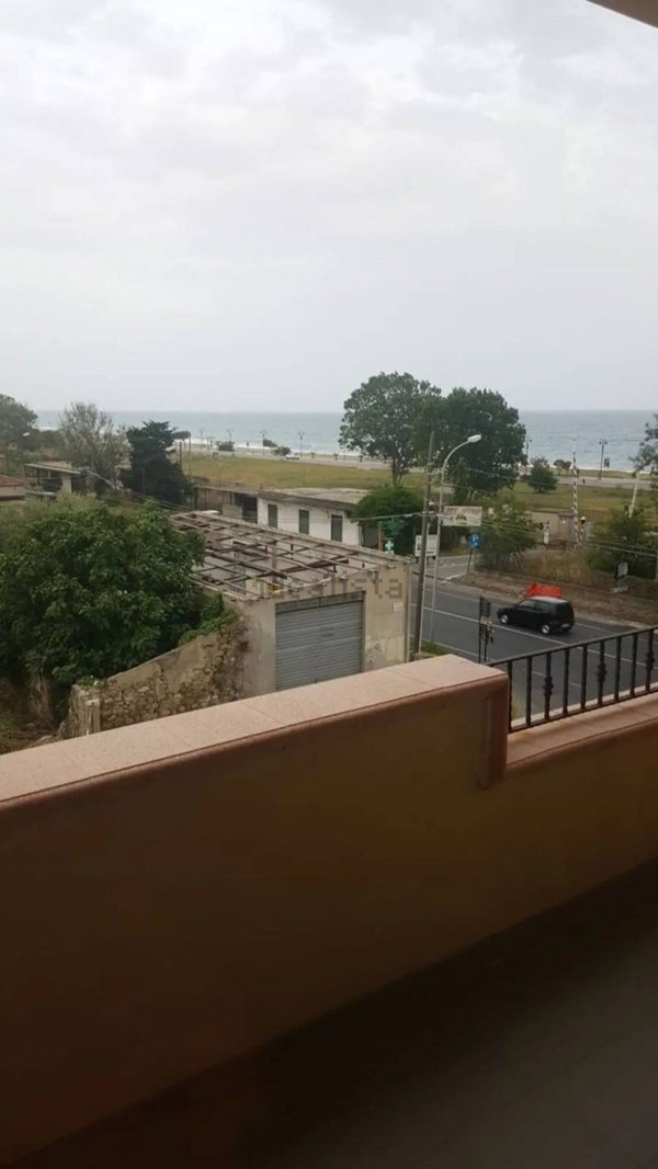 appartamento in vendita a Sant'Ilario dello Ionio
