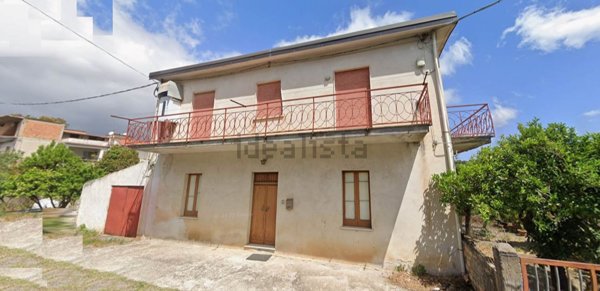 casa indipendente a Sant'Ilario dello Ionio in zona Quarantano/Cardesi