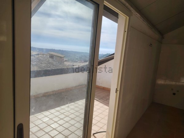 appartamento in vendita a Sant'Ilario dello Ionio