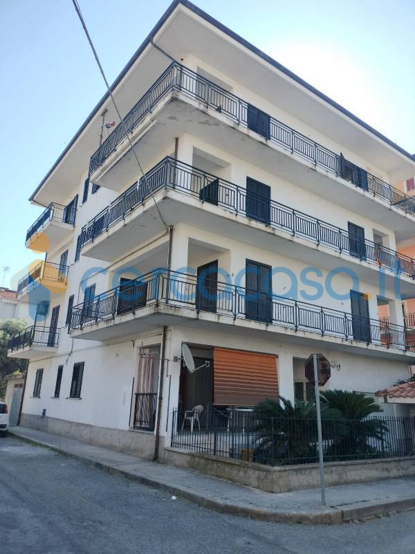 appartamento in vendita a Sant'Ilario dello Ionio