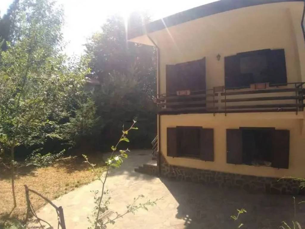 casa indipendente in vendita a Santo Stefano in Aspromonte in zona Gambarie