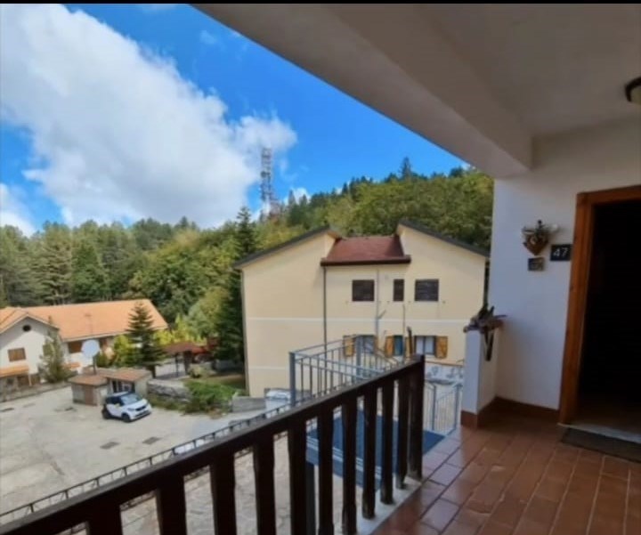 casa indipendente in vendita a Santo Stefano in Aspromonte in zona Gambarie