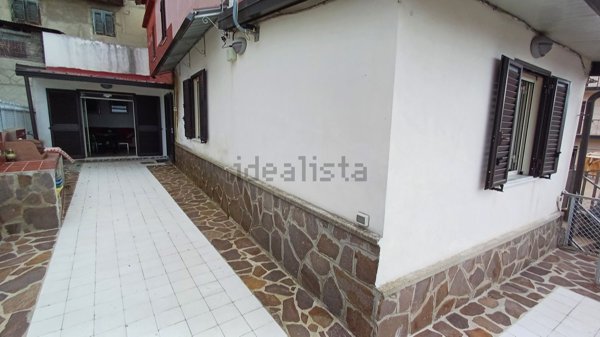 appartamento in vendita a Santo Stefano in Aspromonte in zona Mannoli