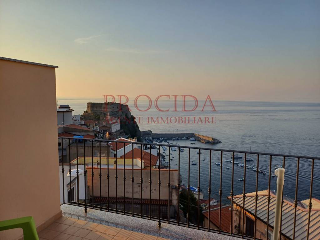 casa indipendente in vendita a Scilla
