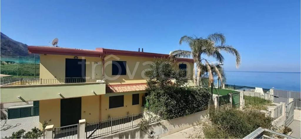 casa indipendente in vendita a Scilla