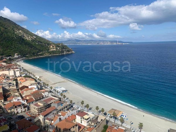 negozio in vendita a Scilla