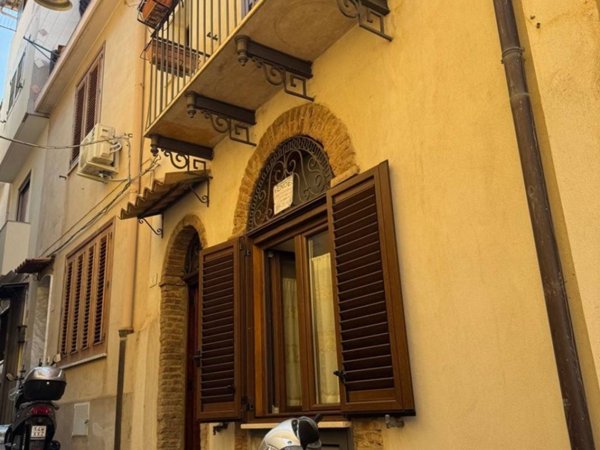 casa indipendente in vendita a Scilla