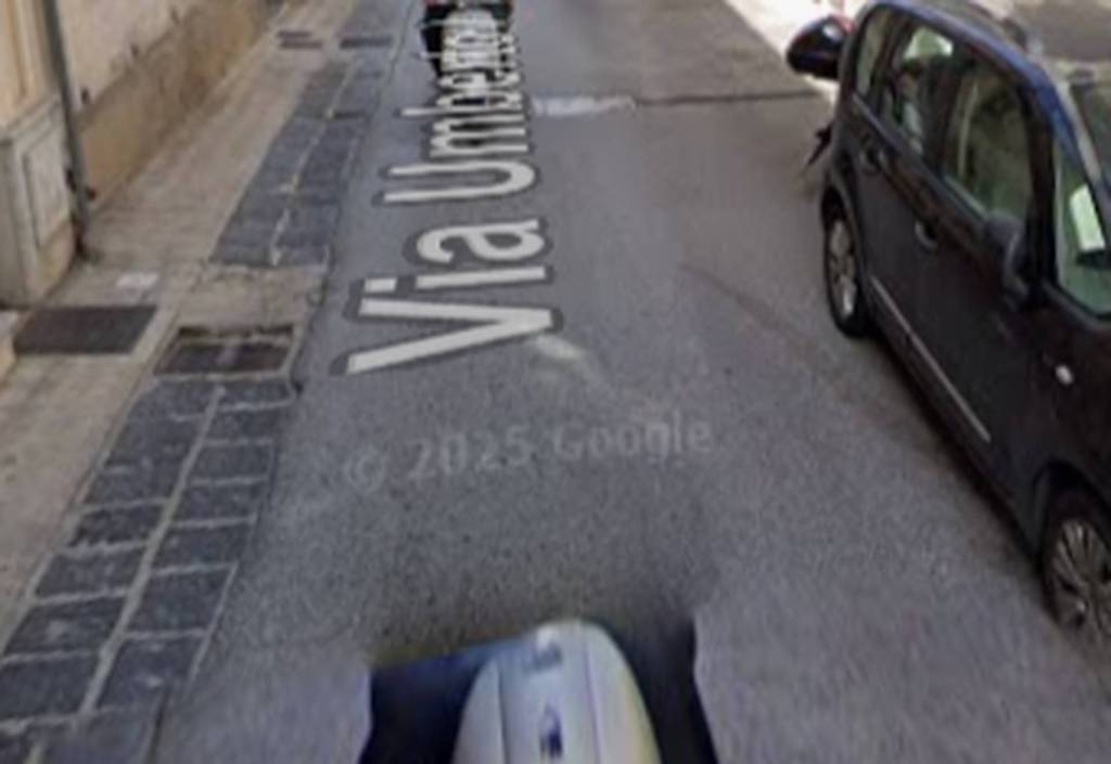 negozio in vendita a Scilla