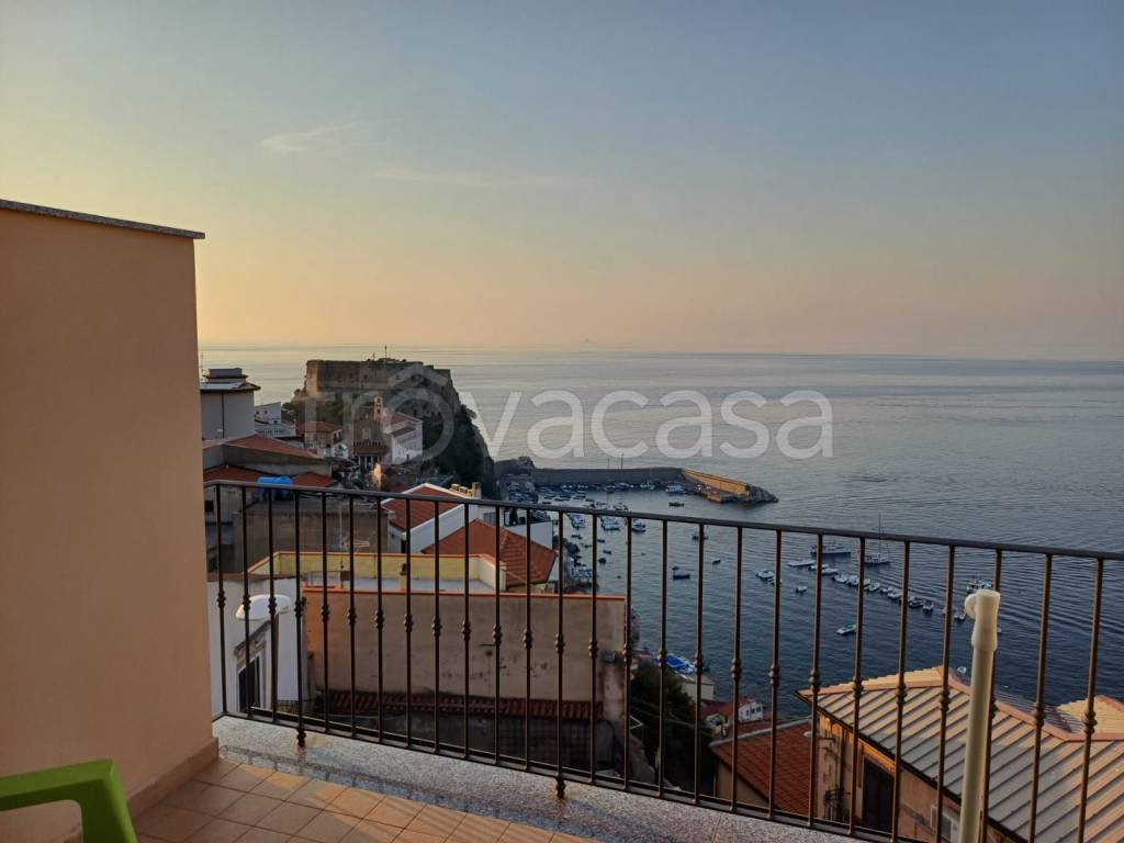 appartamento in vendita a Scilla