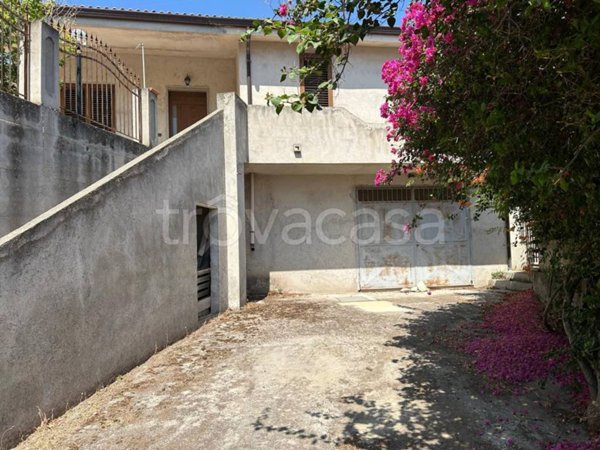 casa indipendente in vendita a Siderno