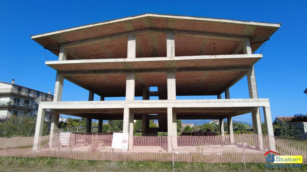 casa indipendente in vendita a Siderno