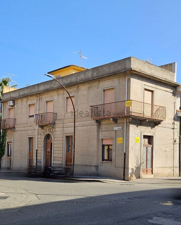 casa indipendente in vendita a Siderno