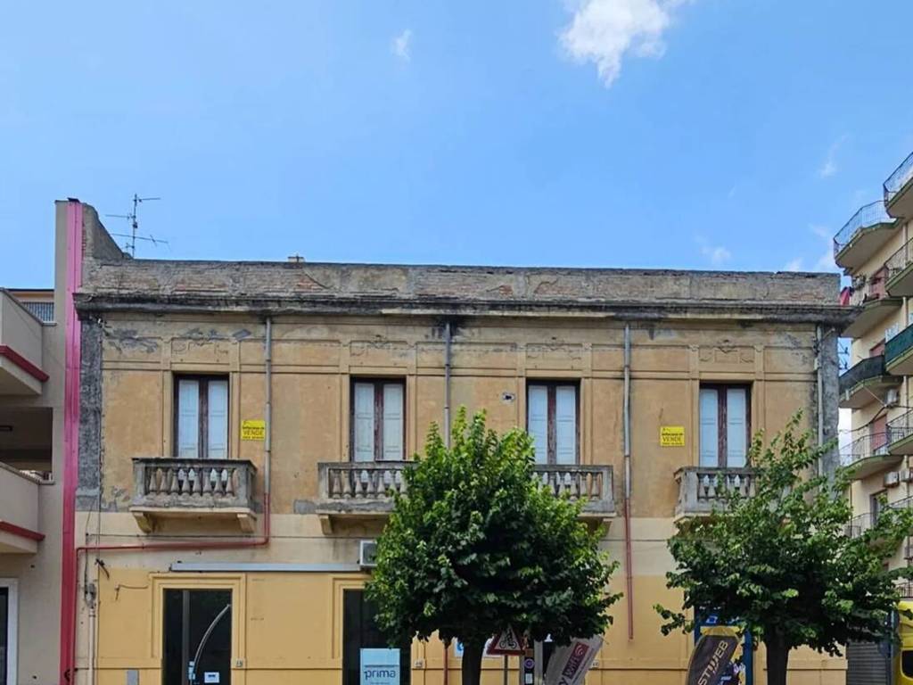 casa indipendente in vendita a Siderno