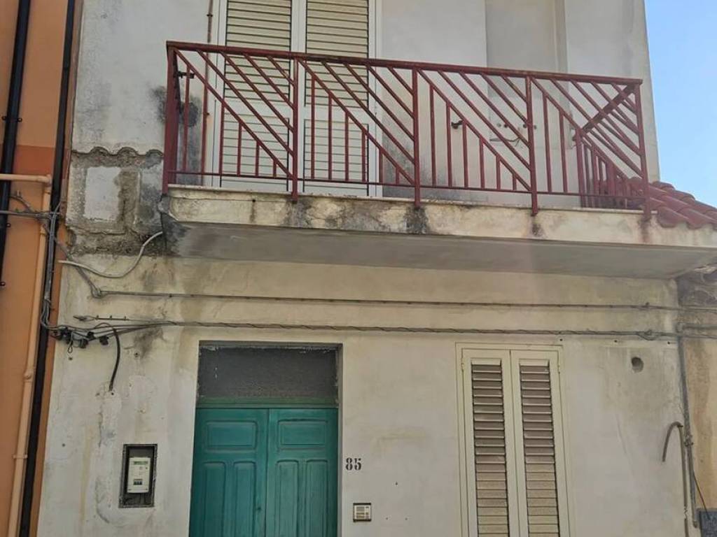 casa indipendente in vendita a Siderno