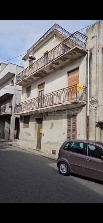 casa indipendente in vendita a Siderno
