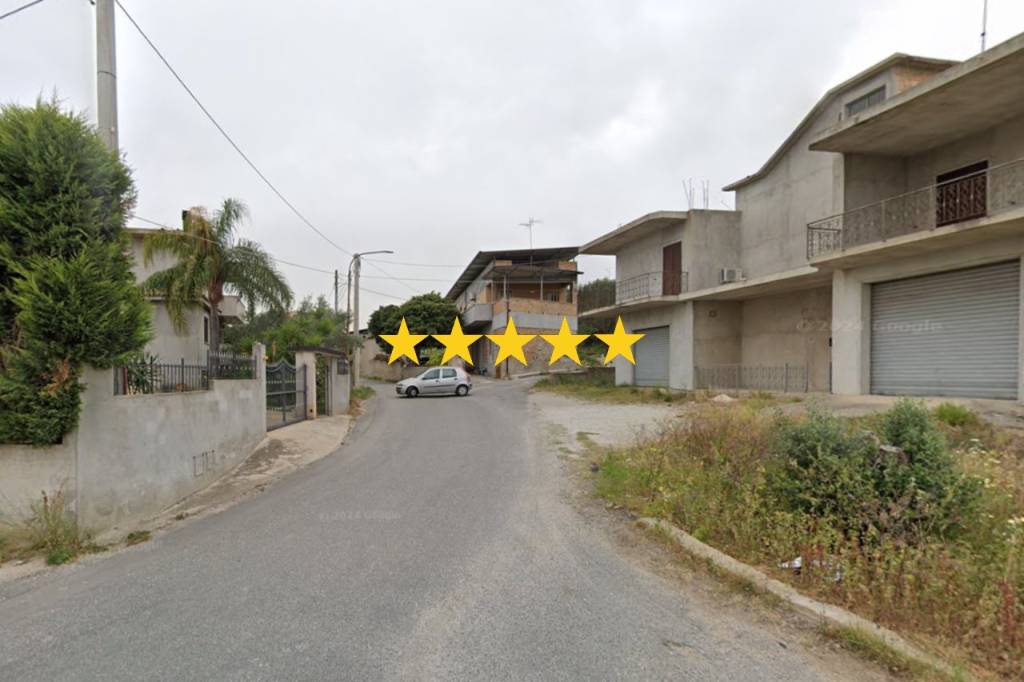 appartamento in vendita a Siderno in zona Gonìa