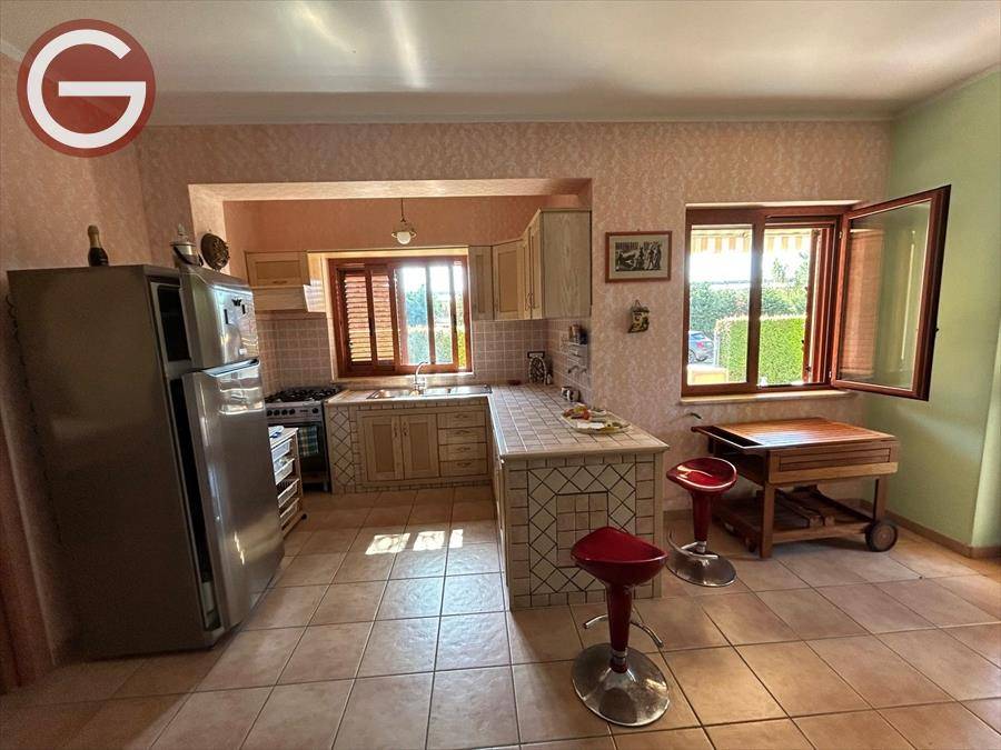 casa indipendente in vendita a Siderno in zona Pellegrina