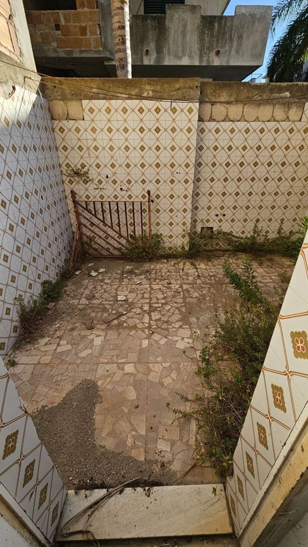 casa indipendente in vendita a Siderno