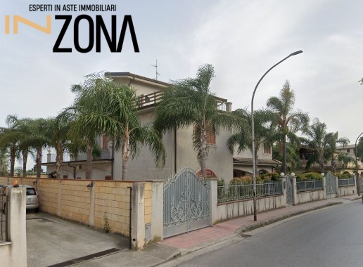 casa indipendente in vendita a Siderno