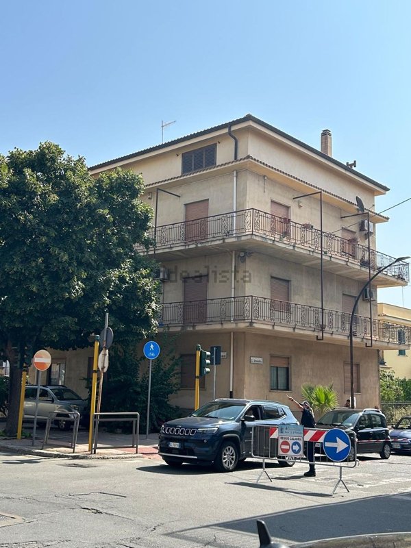 appartamento in vendita a Siderno