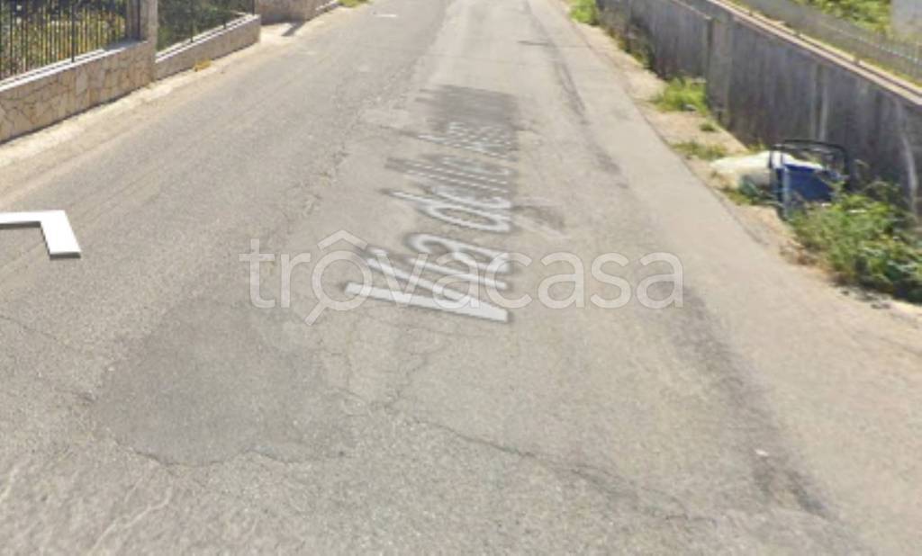 negozio in vendita a Siderno